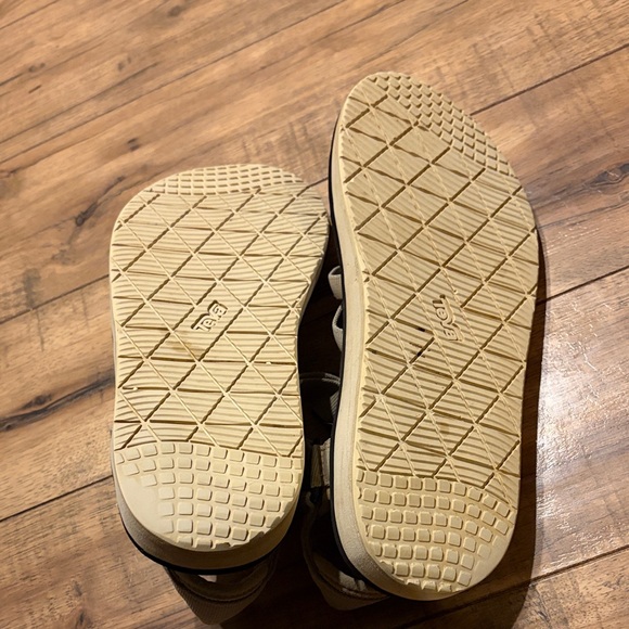 Teva Sandals in Black and Tan - Picture 4 of 5